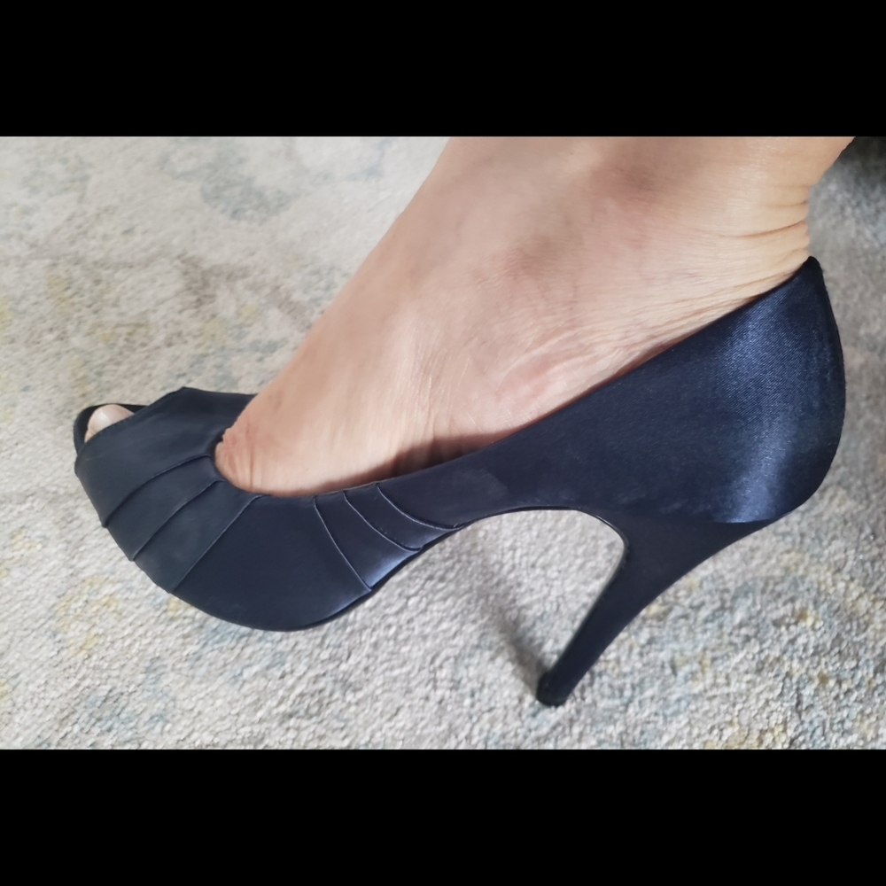 Fabric pumps